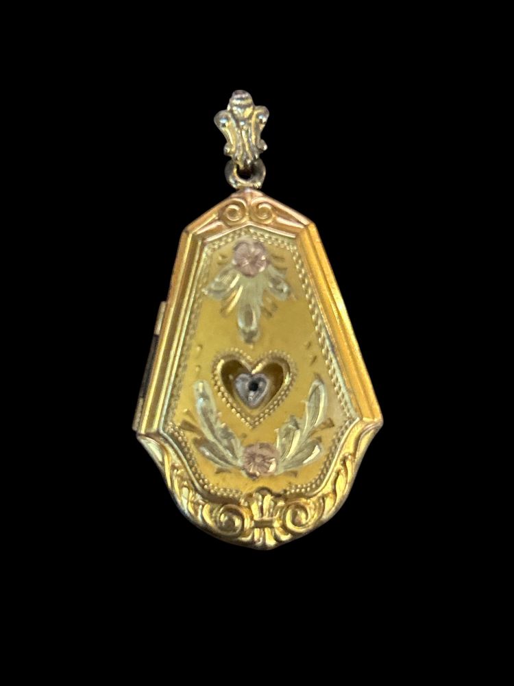 Antique Gold Tone Locket 1.5"