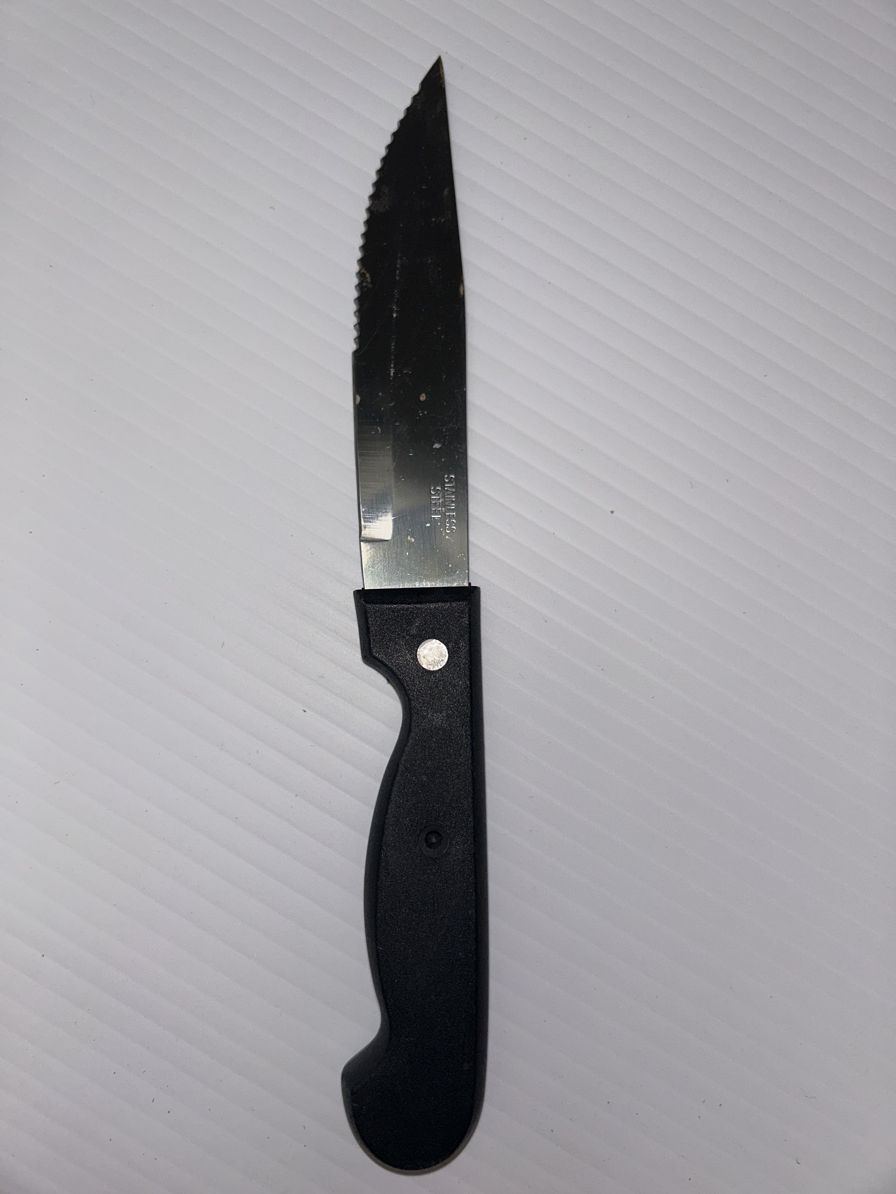 Serrated Utility Knife 9"