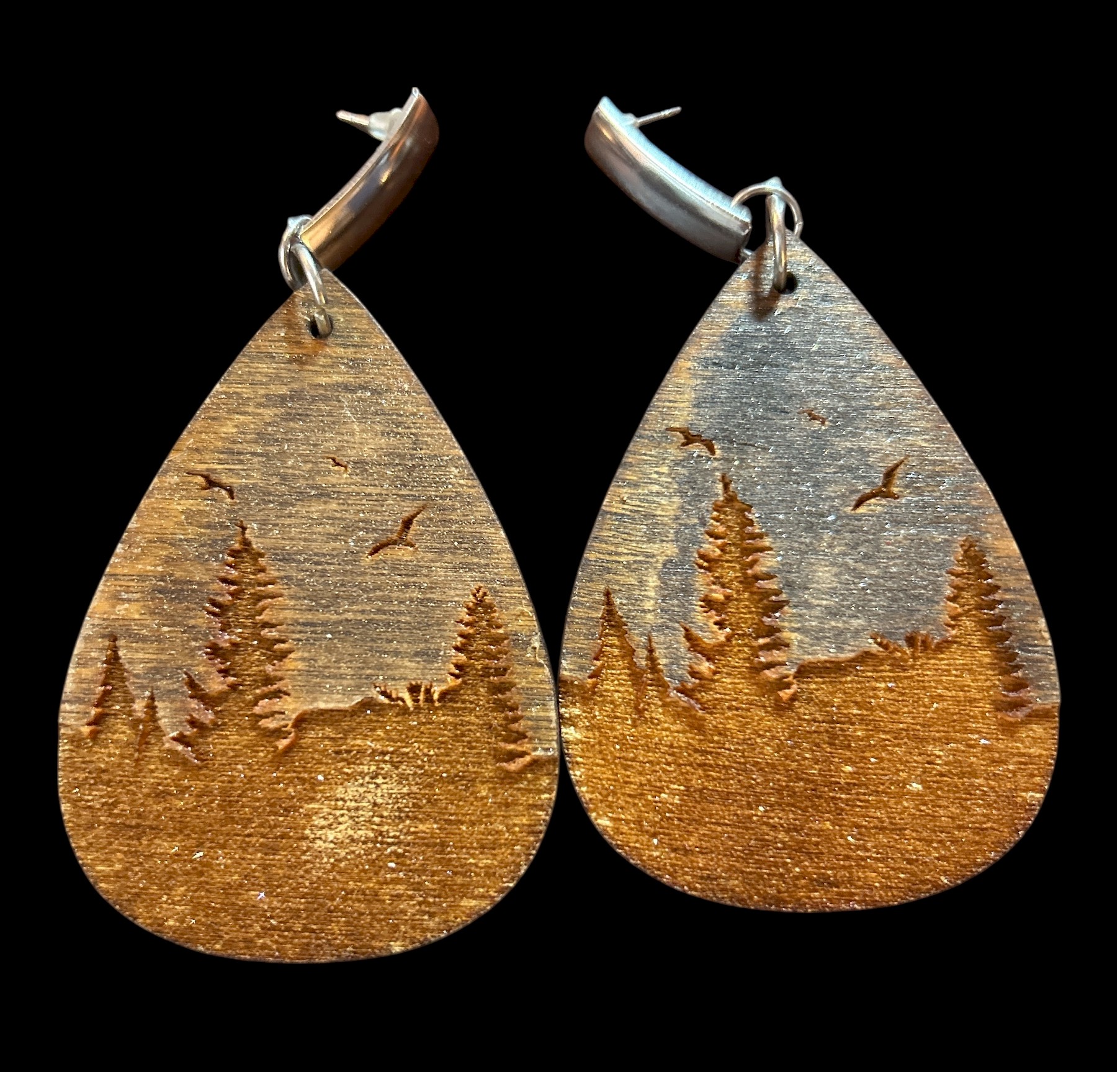 Women’s Rustic Forest Scene Wooden Teardrop Dangle Earrings