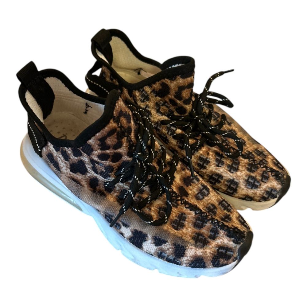 Women's Pazzle Sneakers - Bold Leopard Print
