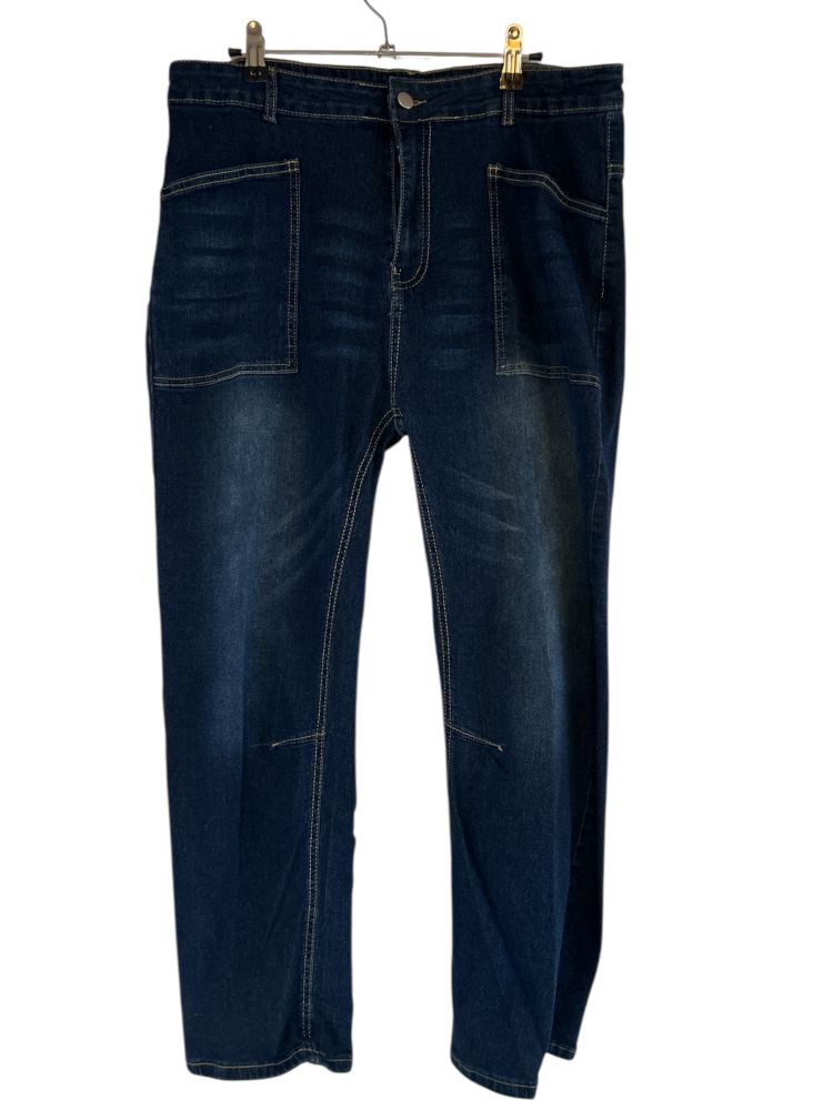 Women's Dark Wash Denim Jeans with Front Pockets