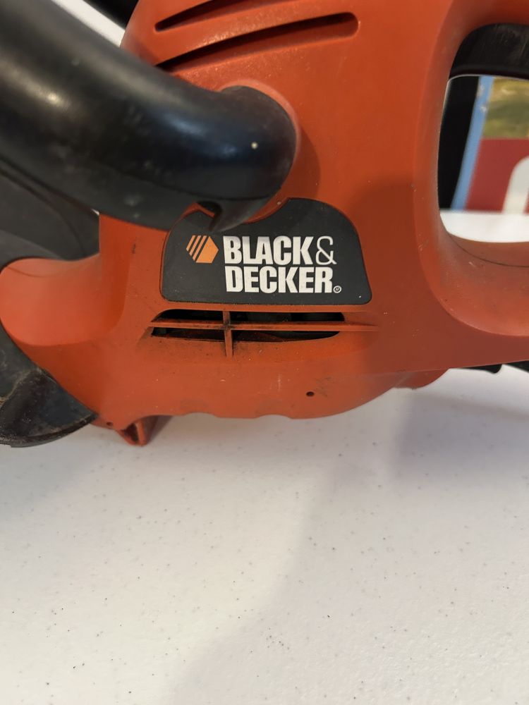 Black & Decker Tree/Hedge Trimmer