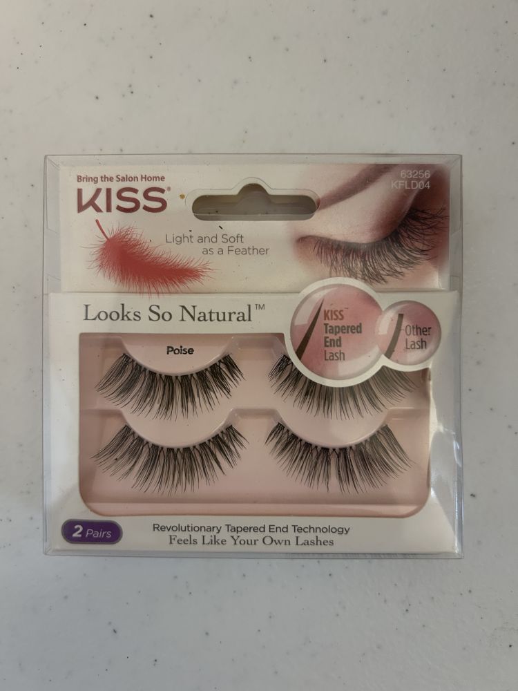 KISS Looks So Natural Poise False Eyelashes