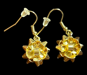 Gold Gift Bow Dangle Earrings – 0.5 Inch