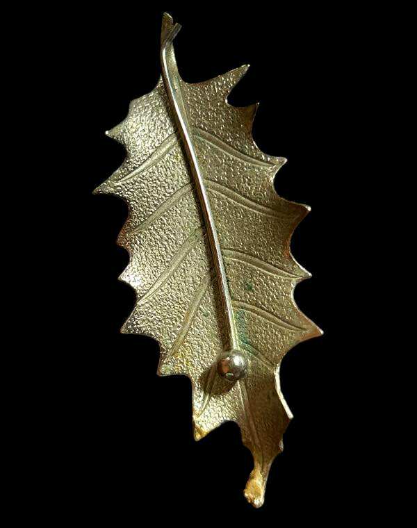 Gold Tone Oak Leaf Brooch Pin – 3 Inch