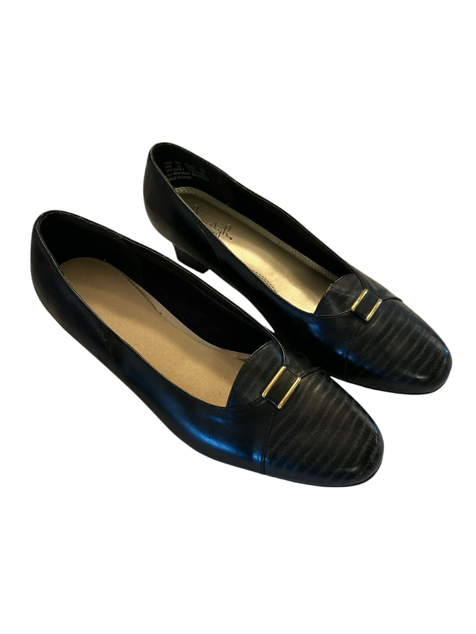 Women’s Soft Style by Hush Puppies low heel comfort dress shoes