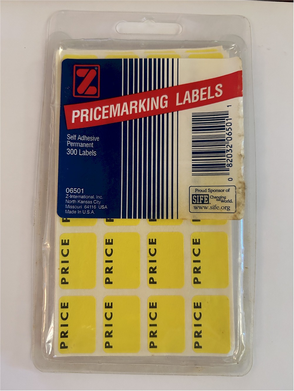 Self Adhesive Pricemarking Labels - 300 Pack