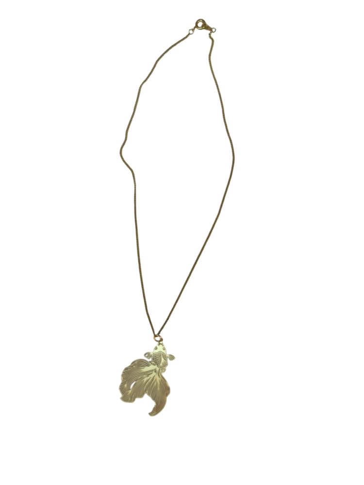 9.5" - Gold Tone Beta Fish Necklace - Elegant Statement Piece