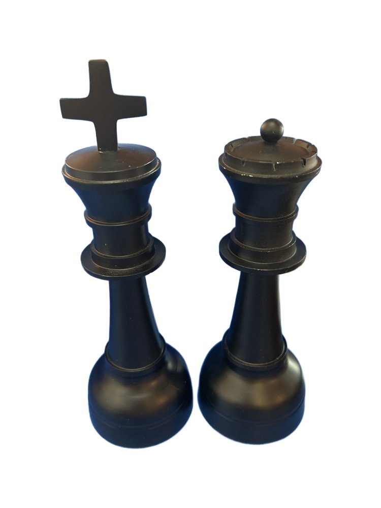 Metal Chess King and Queen Figures