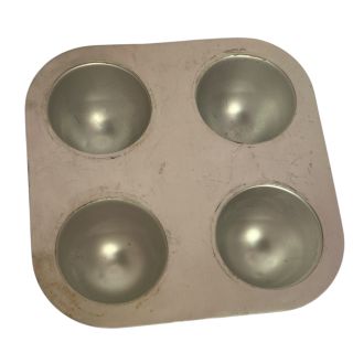 Round muffin or cake mold – 4 cup